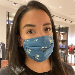 Meet your Posher, Stephanie